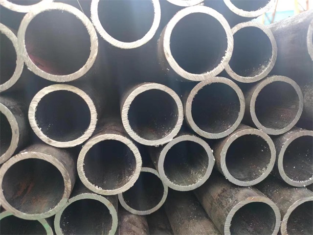 辽宁10#结构用无缝钢管